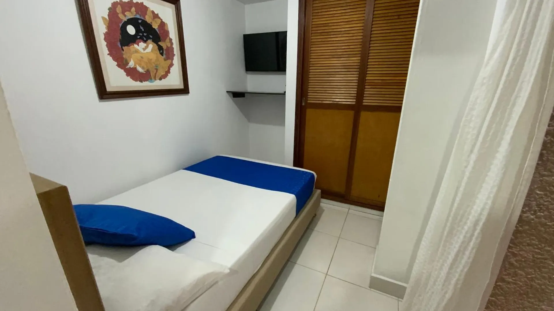 Apartament Amoblados Medellin Laureles 0*,