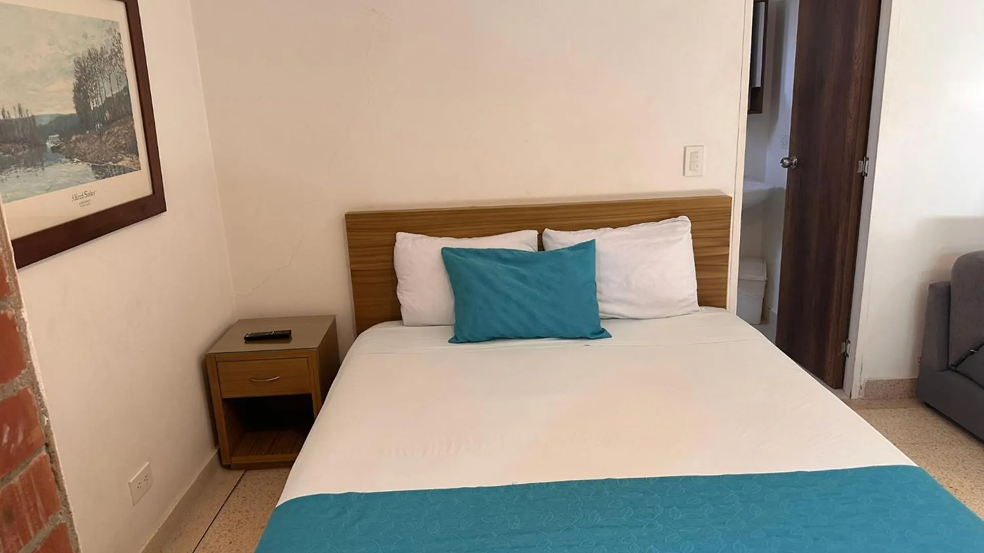 Apartamento Amoblados Medellín Laureles 0*,